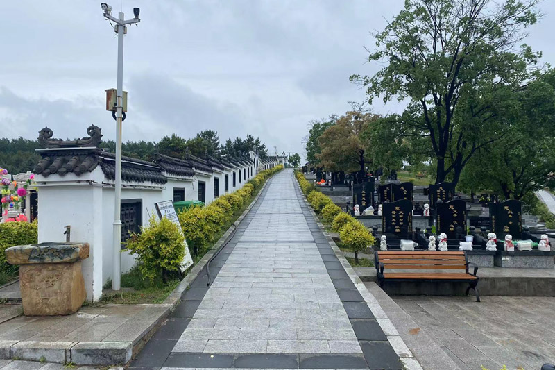 沈阳人看过来！天山墓园艺术墓碑 3.85 万起，服务超贴心